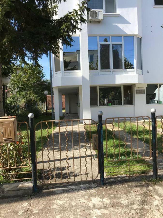 Готель Milena'S House Burgas Екстер'єр фото